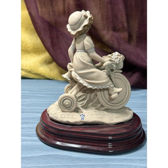 Giuseppe Armani 1993 "Biking Around" Girl on Tricycle Figurine - Picture 5 of 9